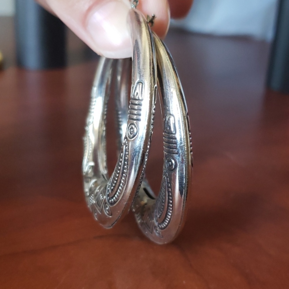 Hoop earrings - Picture 2 of 2
